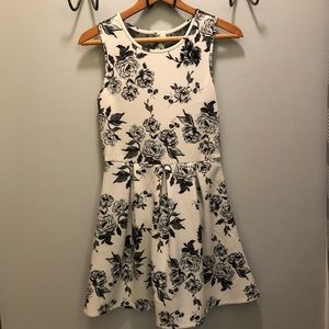 Black and white dress!